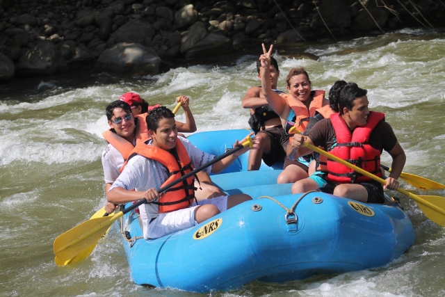 Rafting en el río