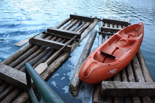Kayak en aguas tranquilas