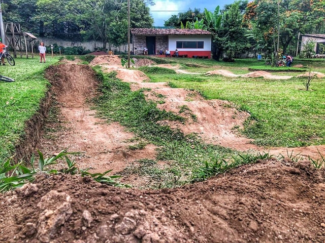 Practicando enduro