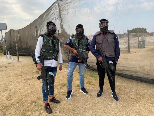 Reta a tus amigos en una partida d ePaintball