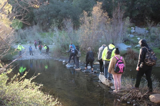 Aventura y diversion al practicar senderismo