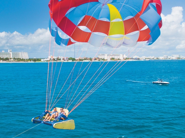 Parachute para dos en Cancun