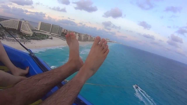 Vista del caribe mexicano desde parachute