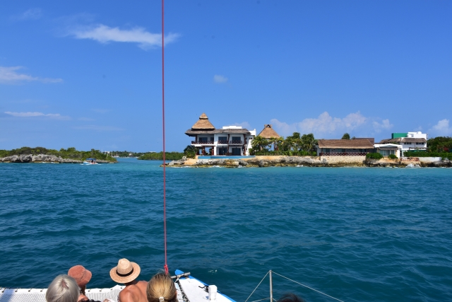 Catamara a Isla Muejeternera