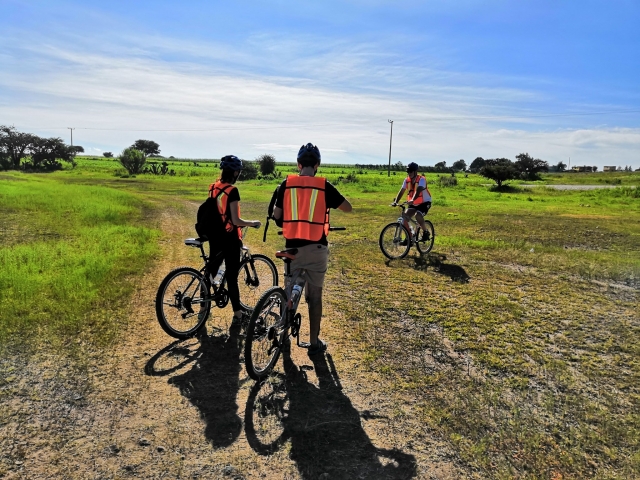 Disfrutando del paseo en bicicleta