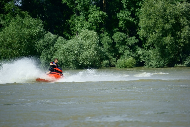 Recorrido en moto de agua