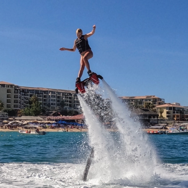volando en flyboard