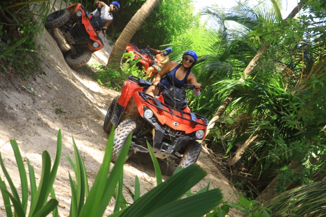 Paseo en quad en el caribe