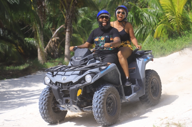 Recorrido en ATV en la playa