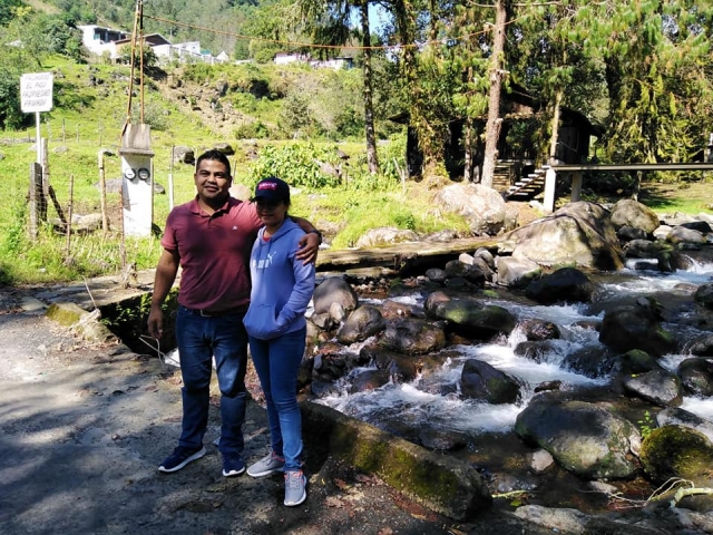 Senderismo en medio de la naturaleza