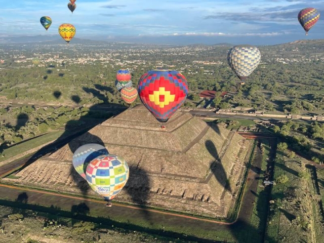 Volando en globo Teotihuacán