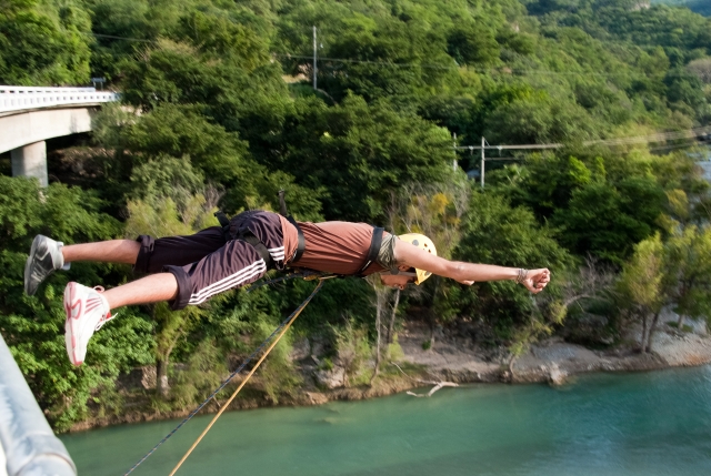 Salto en las montañas de Tasquillo