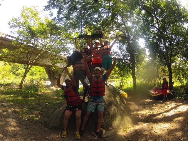 Rumbo a la aventura en el Río Pescados.