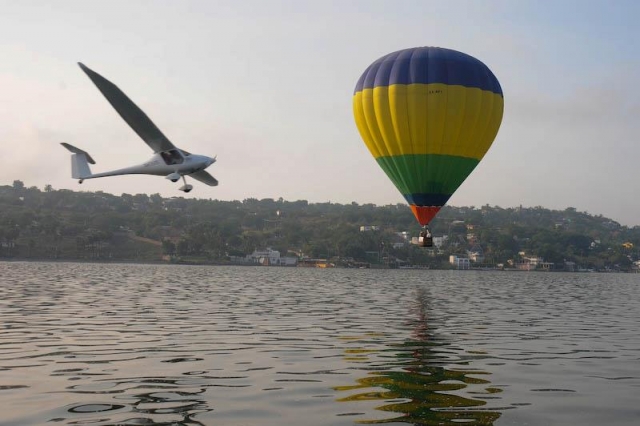 Globo en el Lago de Tequeres