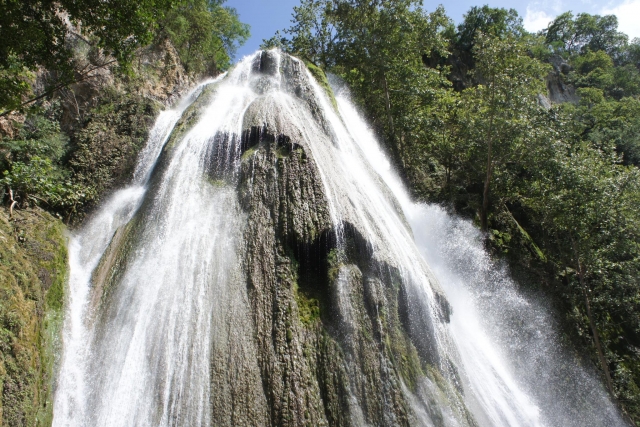 Cascada Cola de Caballo