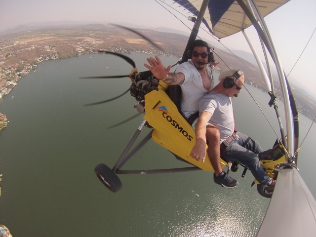 Pilotando sobre el lago