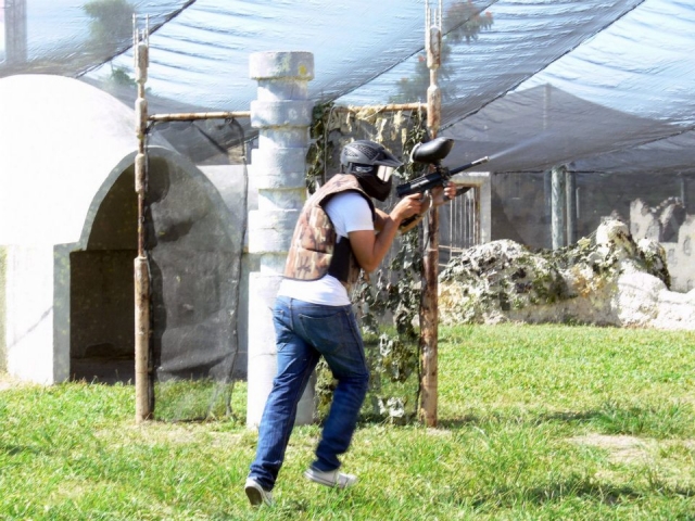 Siente la adrenalina con una partida de paintball