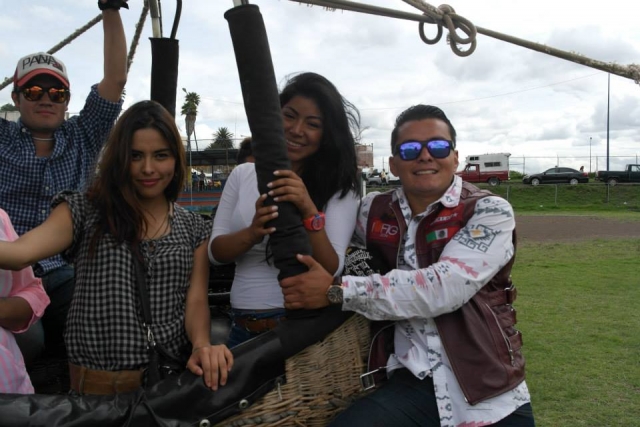 En la cesta del globo antererererereres de despegar