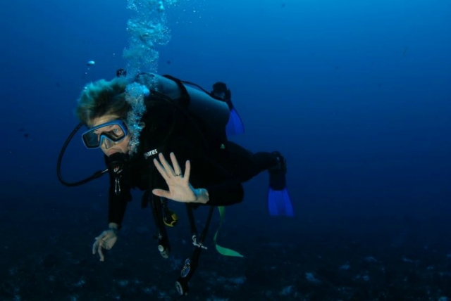 Aventura de buceo nocturno 