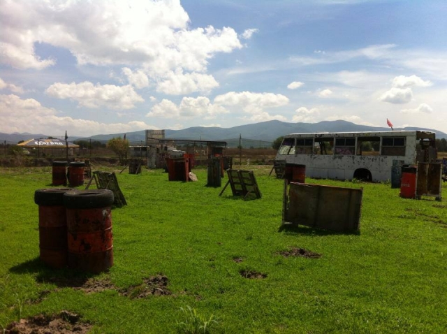 Autobus en paintball 