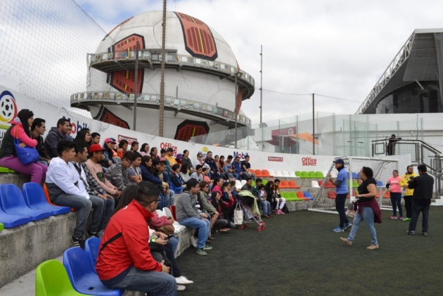 En el estadio de fútbol