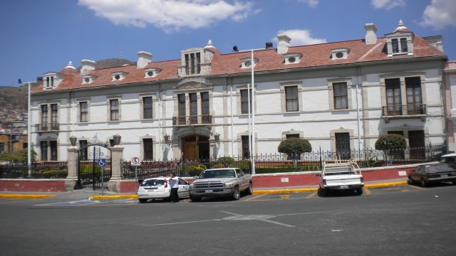 La Chalé Rute alberga el Ayuntamiento de la ciudad