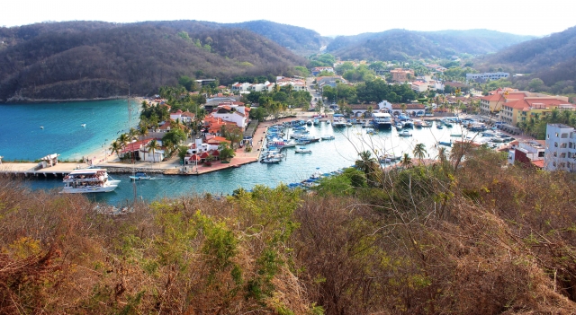 Mirador hacia las bahías