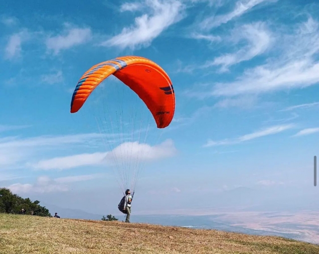 Despegando en parapente