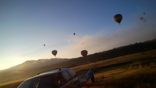 Despegue a primera hora de los globos en Ometusca