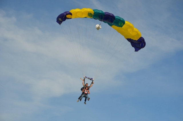Aterrizando en tequesquitengo 