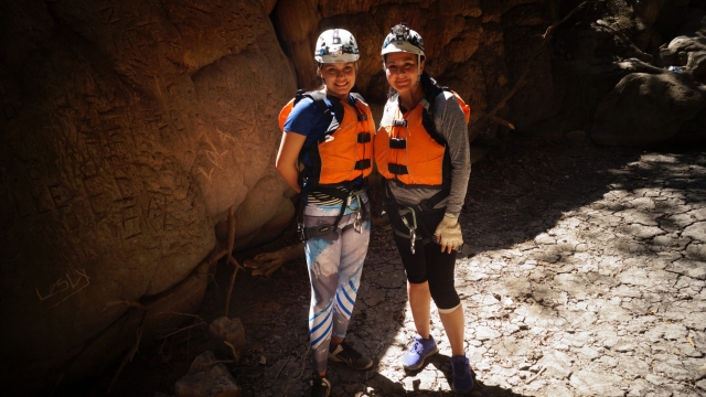 Listos para la espeleología
