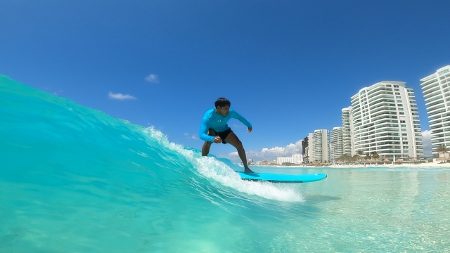 Clase de surf particular 1.15 horas en Cancún