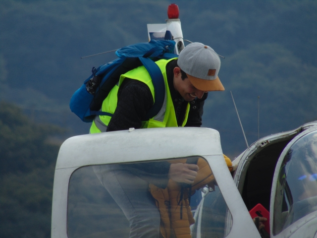 Embarcando en la aeronave