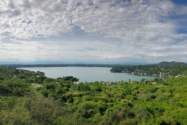 Paisaje del Lago de Tequesquitengo