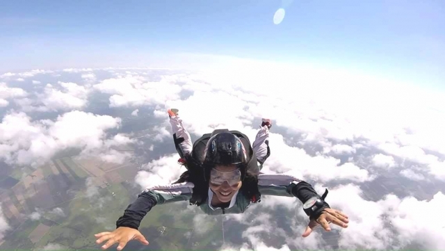 Acrobacias en paracaidismo