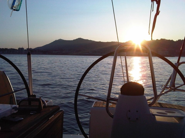 El atardecer en el velero