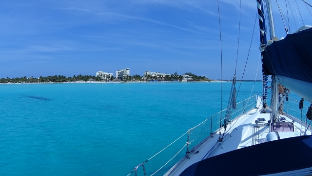 anclando isla mujeternera 
