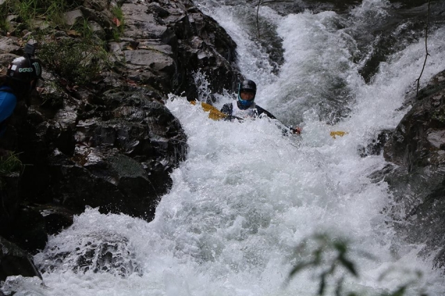 Bajando por los rapidos