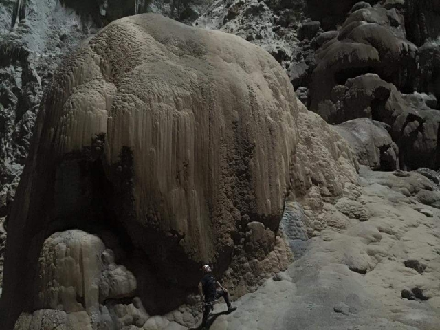Explorando el sotano 