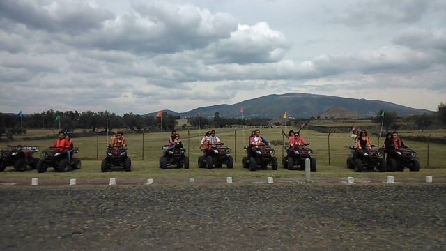 Paseo en quad por Teotihuacán