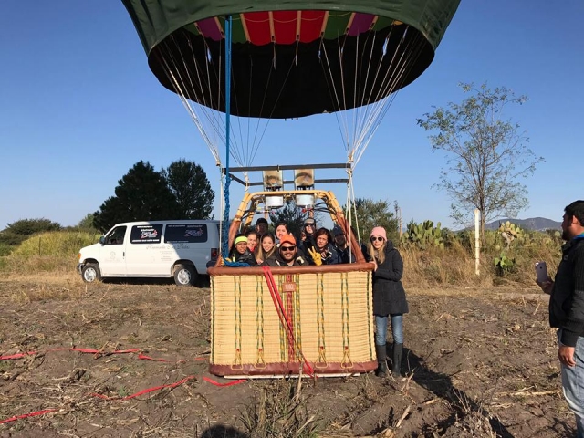 A punto de despegar en el globo