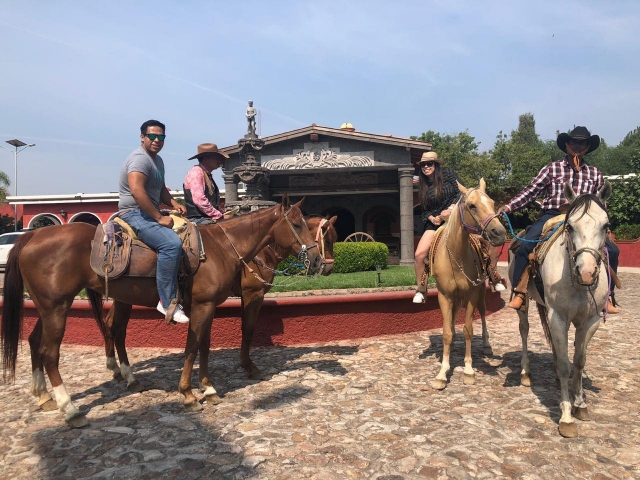 Ruta a caballo en Tequisquitengo