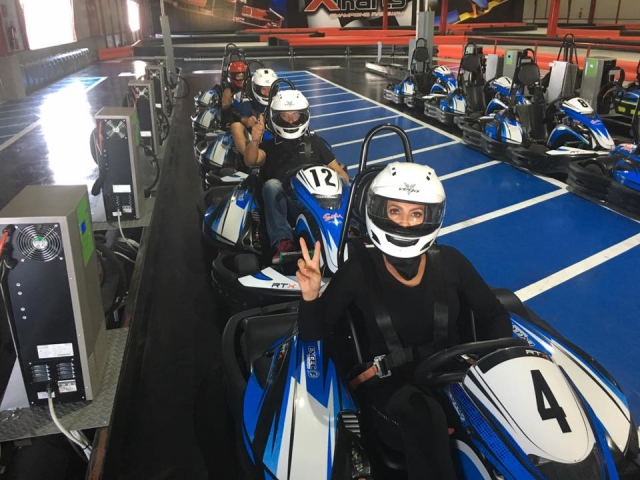 Esperando luz verde en go karts de Puebla