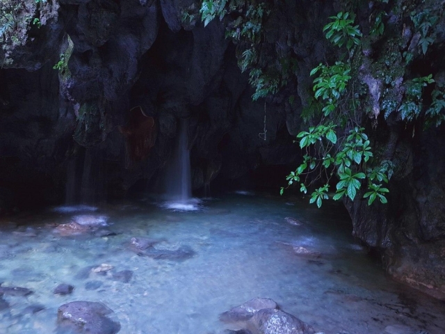 Disfrutando la cuevas