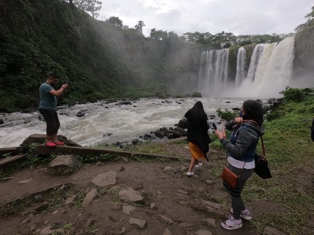 Llegando a la cascada