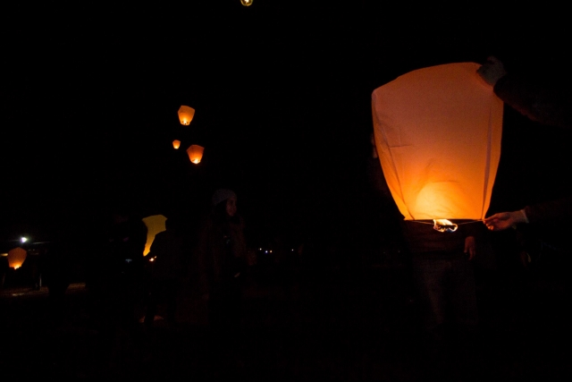 Lanza tu globo de cantoya 