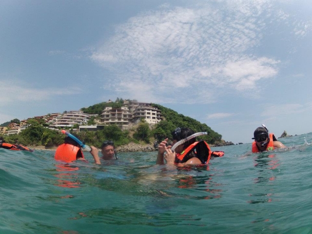 Ixtapa te espera para una aventura de snorkel 