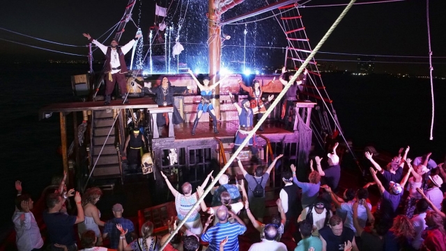 Show pirata en Puerto Vallarta