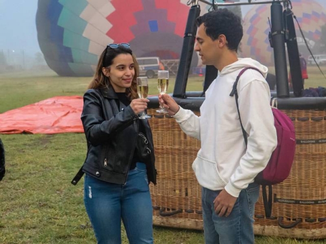Brindis en globo