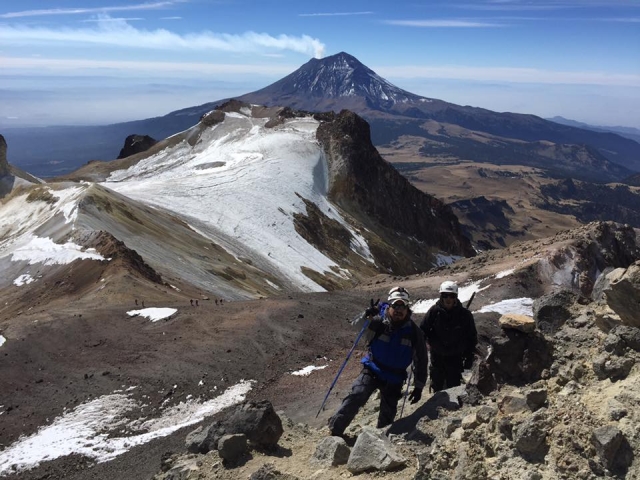 Continuando el ascenso